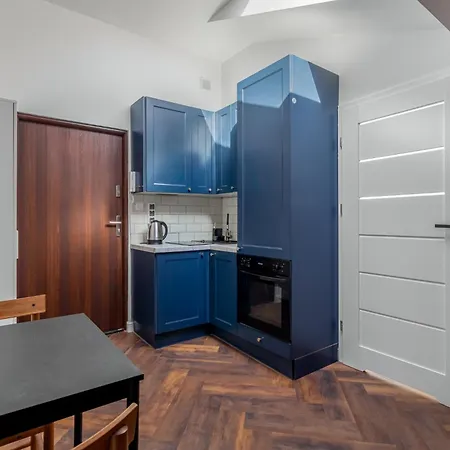Close-golden Warsaw&marcinkowskiego Apartment